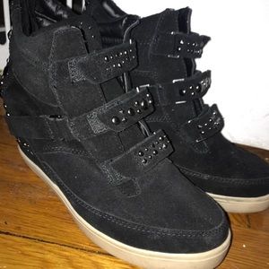 Sneaker Heels Steve Madden size 8